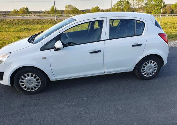 Opel Corsa cena 13999 przebieg: 209000, rok produkcji 2013 z Gdynia małe 56